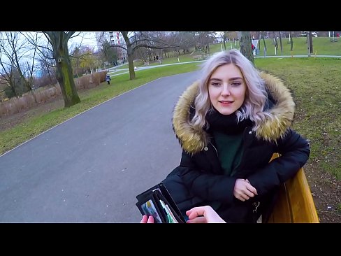 ❤️ Prehltne cudzincovo horúce semeno za peniaze - fajčenie v parku Eva Elfie ❤️ Porno fb na nás